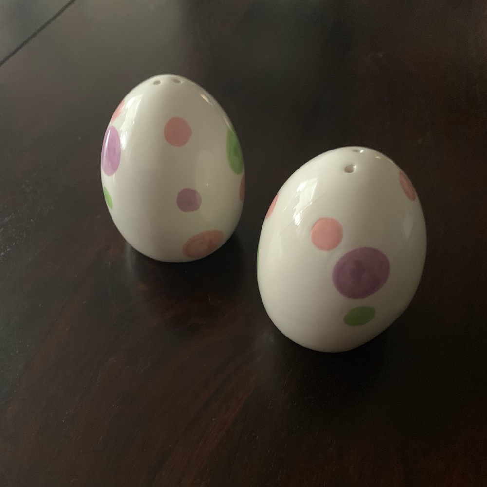 Easter Egg Ceramic Salt & Pepper Shakers